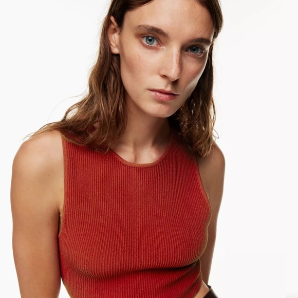Aritzia Babaton Sculpt Knit Racer Cropped Tank - Picture 3 of 8